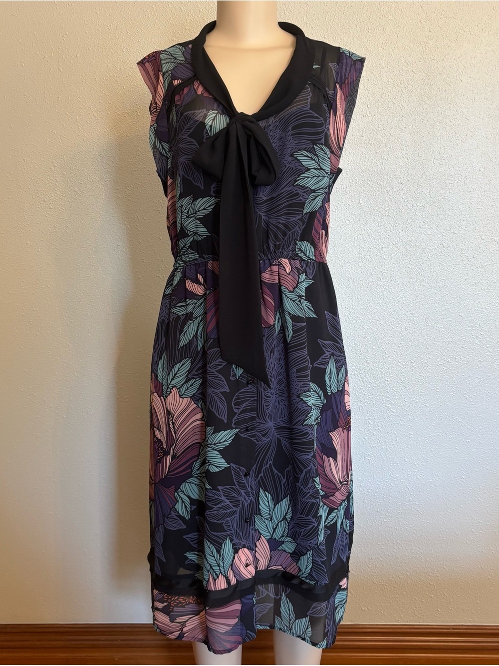 Anthropologie Maeve Floral Tie Neck Button Down Knee Length Dress Sz Medium